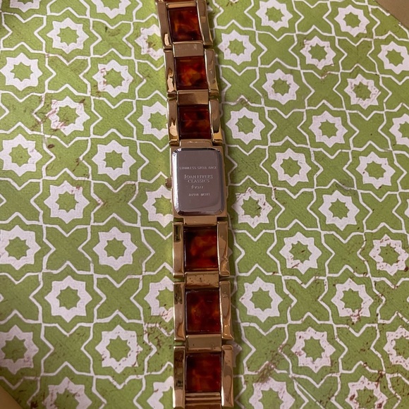 JOAN RIVERS CLASSICS VTG POLISHED GOLDTONE 21MM FAUX TORTOISE SHELL WATCH EUC - Picture 8 of 11